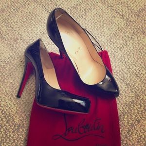Christian Louboutin Classic platform shoes 👠
